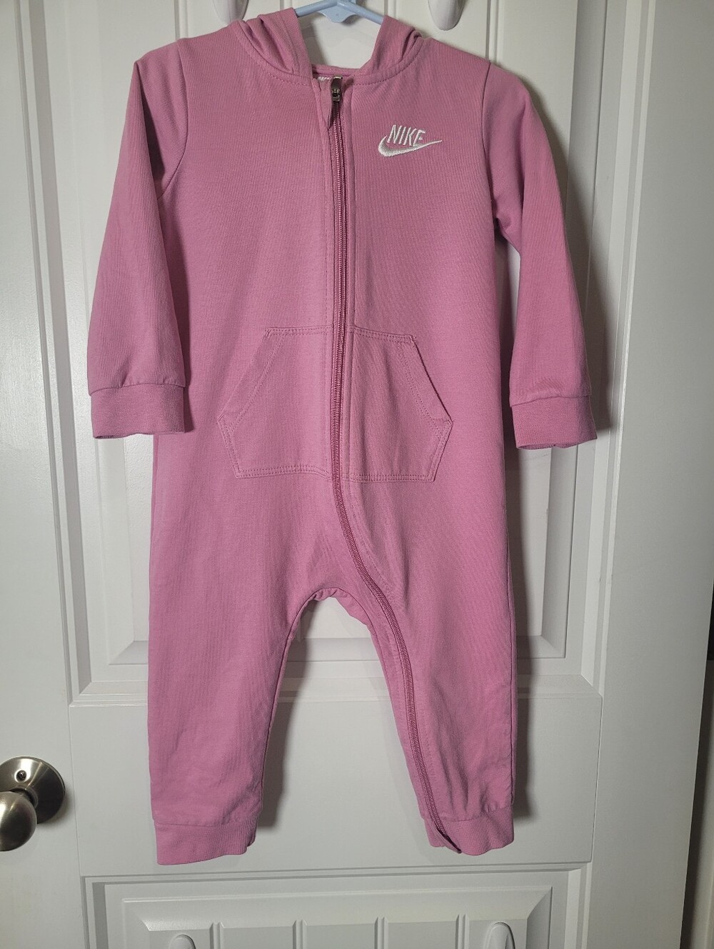 Nike Little Kids Pink Hooded One-Piece Footie.  Size 24 months